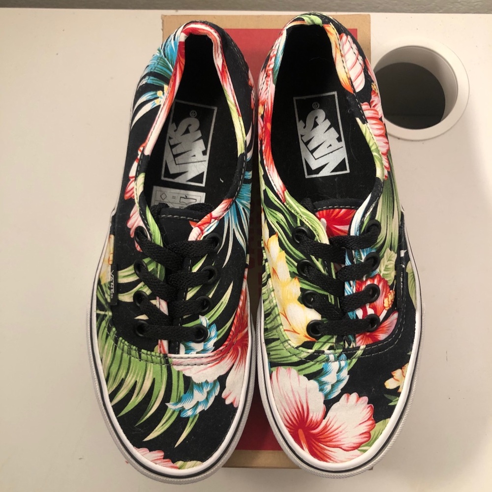 Hawaiian Floral Vans